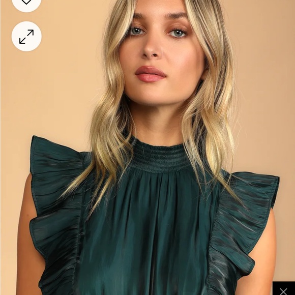 Lulu’s Emerald Green Tiered Mock Neck Midi Dress - Picture 4 of 8